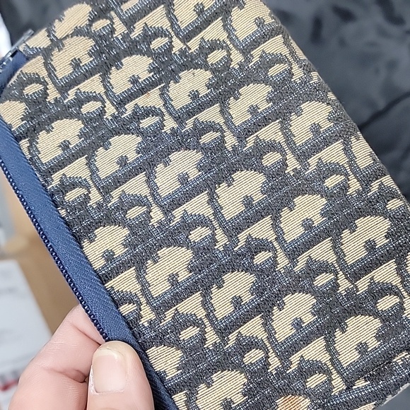 Authentic Dior trotter pouch - Picture 7 of 13